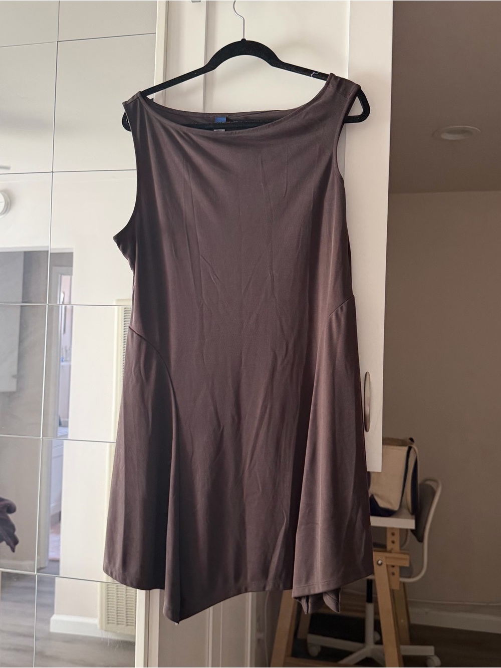 Little brown dress